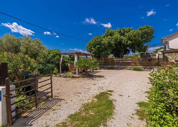 Дом отдыха House Depope Skrbcici